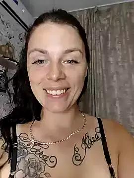 Lola_Hale from StripChat