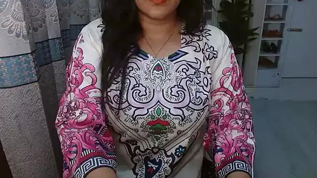 Lovelywife786 from StripChat