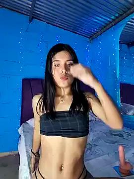 MiaaHills from StripChat