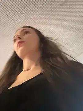 MilaBee from StripChat