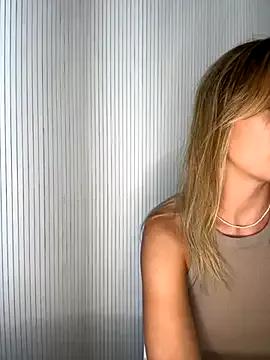 Milla__one from StripChat