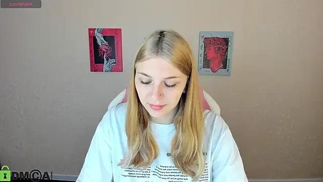 Milly_Rockk from StripChat