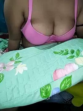 Miss_Myraa from StripChat