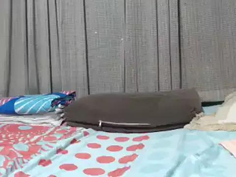 mom_son_dirty from StripChat
