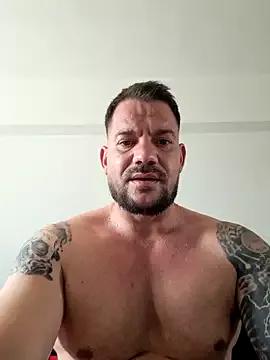 Musclemonster31 from StripChat