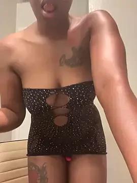 ObsessedWLyla from StripChat