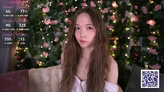 Polly_Mers from StripChat