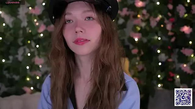 Polly_Mers from StripChat
