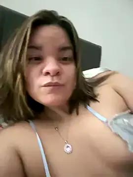 Pribaixinha from StripChat
