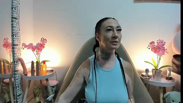 Rayanablackandwhite from StripChat