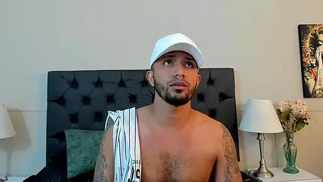 Robin_Rief from StripChat