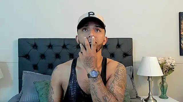 Robin_Rief from StripChat