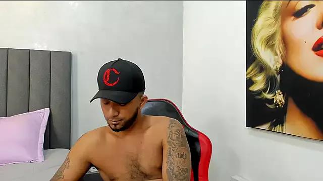 Robin_Rief from StripChat