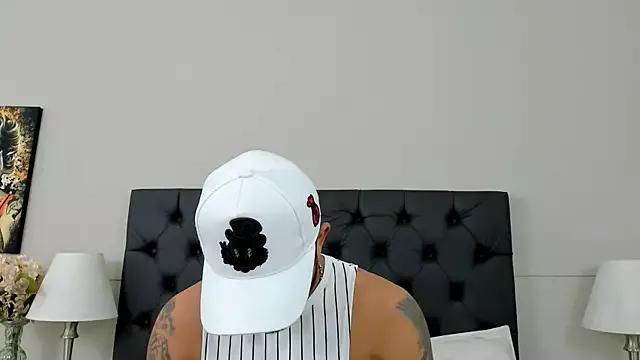 Robin_Rief from StripChat