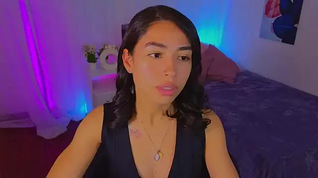 samantha_bss from StripChat