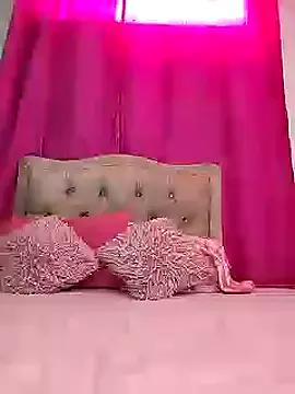 SaraPrivate from StripChat