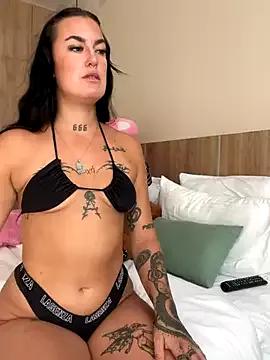 Savana_heart from StripChat