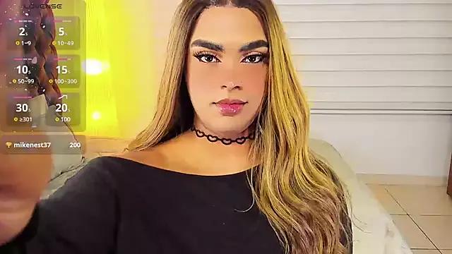 Scarlethvhonparker from StripChat