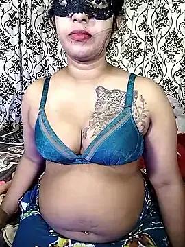 Sexy-Monikaa from StripChat