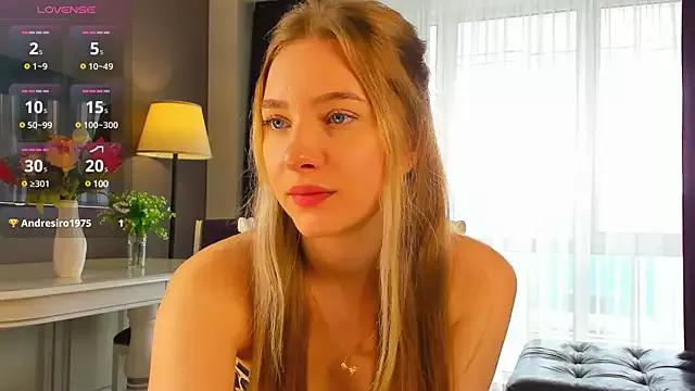 SheenaDrye from StripChat