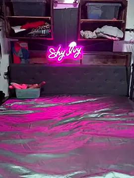 Shy_Ivy from StripChat