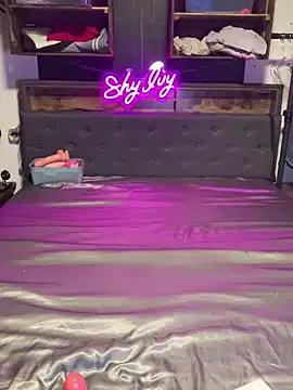 Shy_Ivy from StripChat