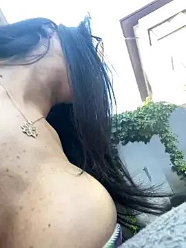 StephanieRos from StripChat is Freechat