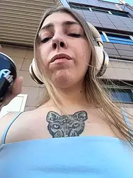 Sunny___Bunny from StripChat