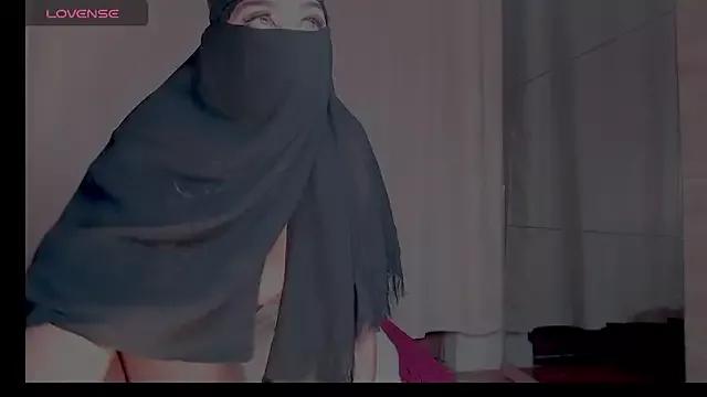 Sweet_diazzz from StripChat
