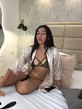 sweetandyy_ from StripChat