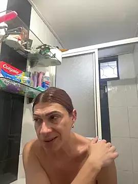 sweethoneytsx from StripChat is Freechat