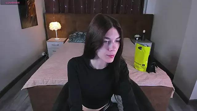 toooyour from StripChat