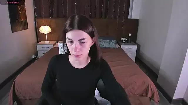 toooyour from StripChat
