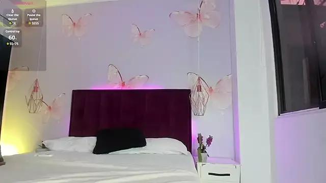 Vivi_prinncess from StripChat