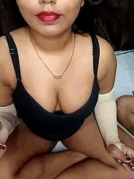 Webrowncouple from StripChat is Freechat