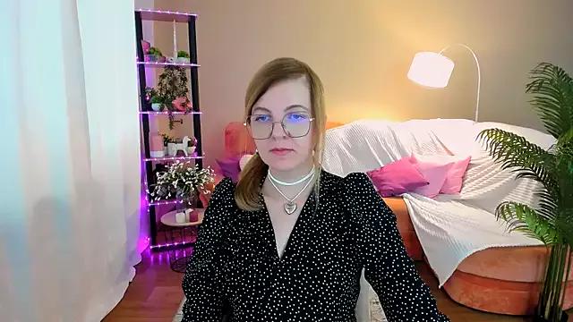 YourUniverser from StripChat