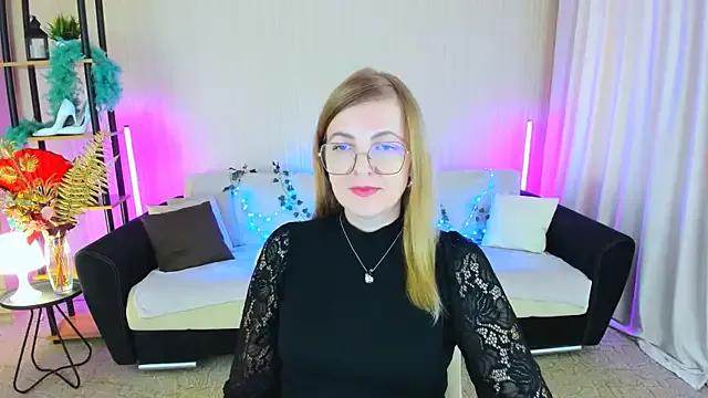 YourUniverser from StripChat