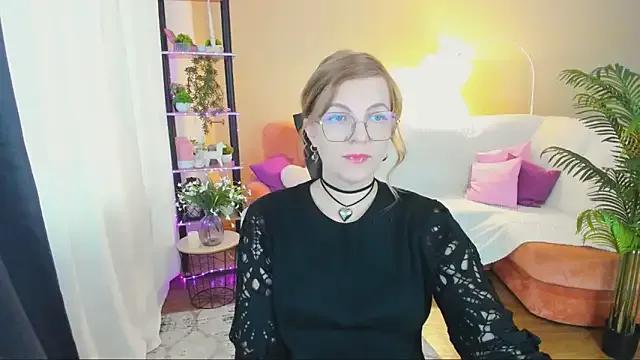 YourUniverser from StripChat