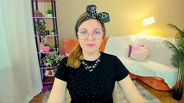 YourUniverser from StripChat