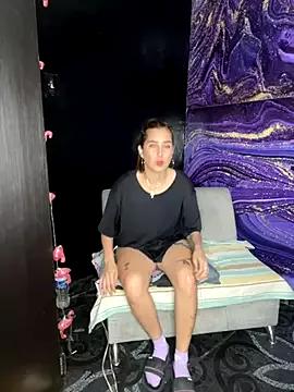 Zara_cum69 from StripChat