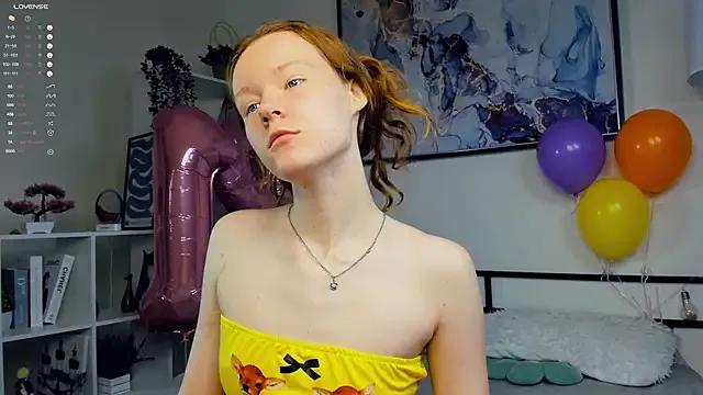 ZaraBluitt from StripChat