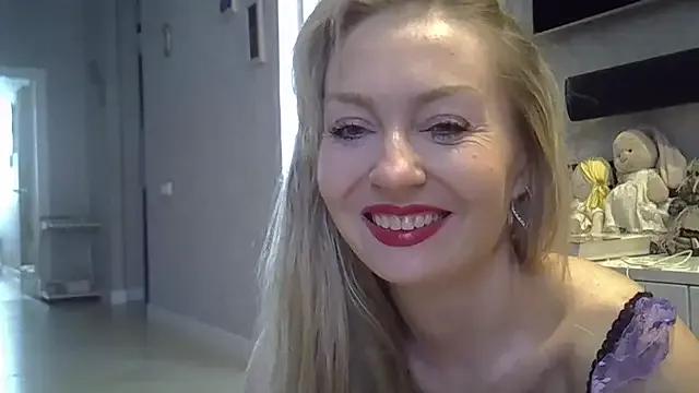 ZarinaSwift from StripChat