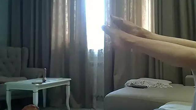 ZarinaSwift from StripChat