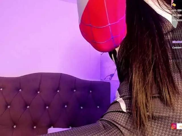 Offline Alysson-18 on BongaCams