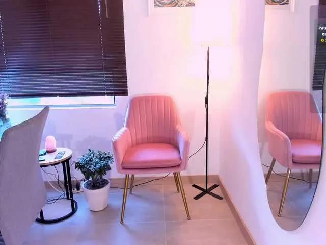 Offline ameliegraham on BongaCams