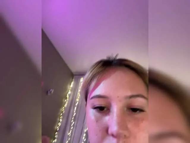 Offline AmyGlad on BongaCams