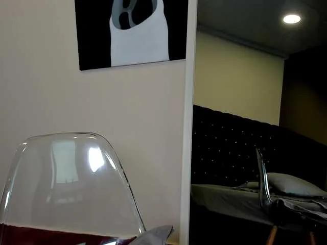 Freechat AngelynaW on BongaCams