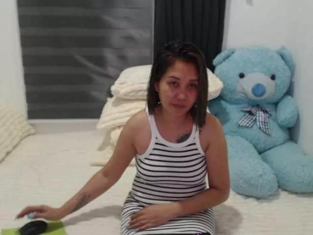 Asian-Susan on BongaCams 