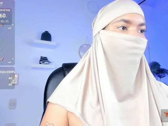 Freechat Aura-cuutee on BongaCams