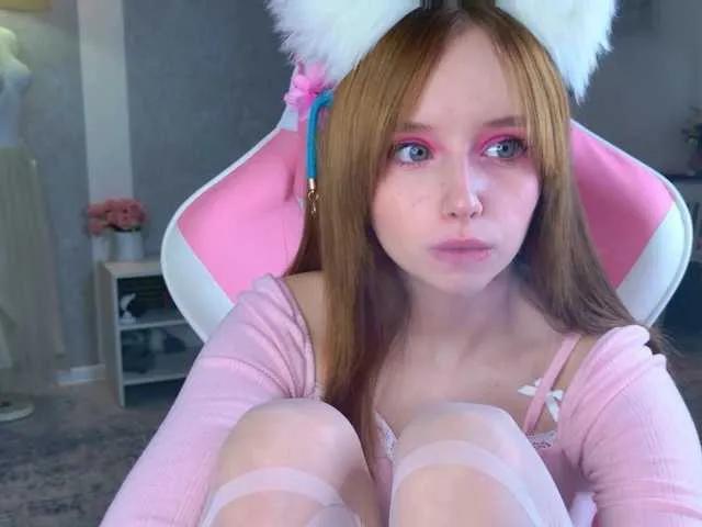 b4by-lol1 — First of all,I'm turned on by the sound of a token,but seriously speaking,I'm turned on by submission,I really like it when a guy's penis has an impressive size,I like it when they rub it on my lips and force me suck,I also get turned on when they...